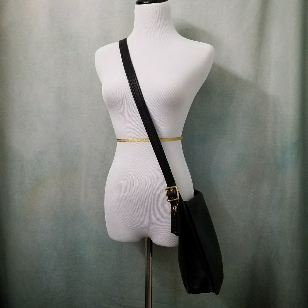 Vintage Coach Legacy Studio Flap Crossbody #9144